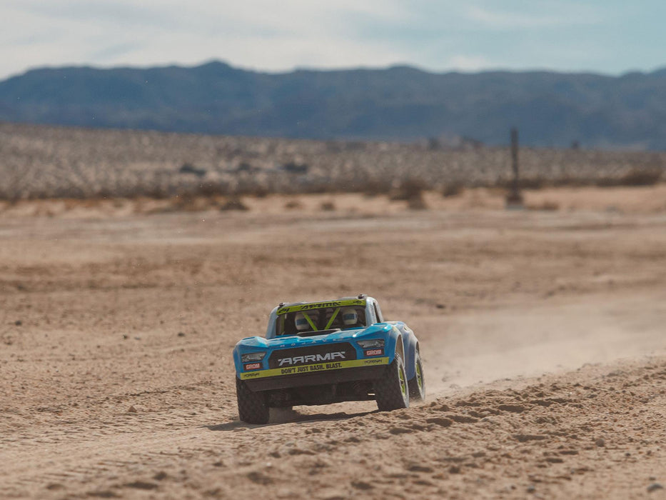 1/18th Mojave Grom Mega 4x4 DT with Battery & Charger - Blue *