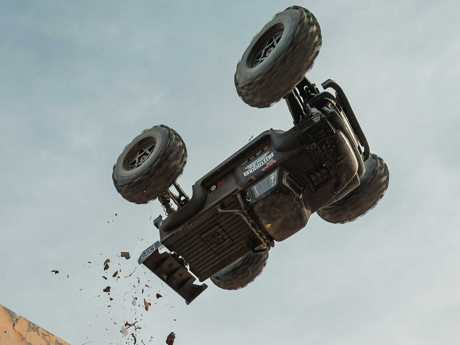 1/8 Notorious 6S V6 4x4 BLX Stunt Truck RTR - Black