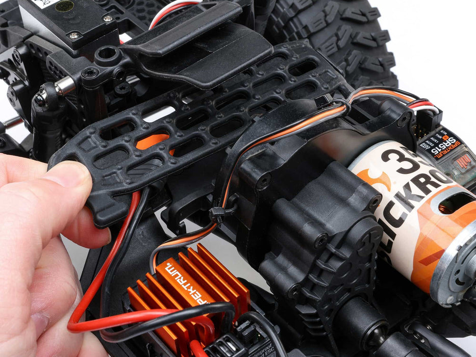 SCX10 III Coyote 4X4 1/10th Brushed RTR Rock Crawler - Silver